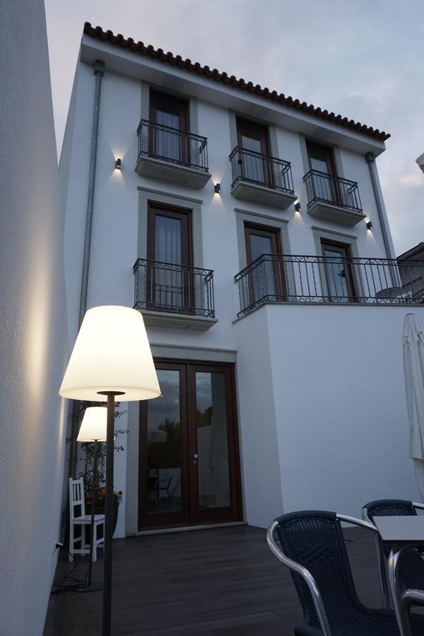 Feira Hostel & Suites Santa Maria da Feira Exterior photo